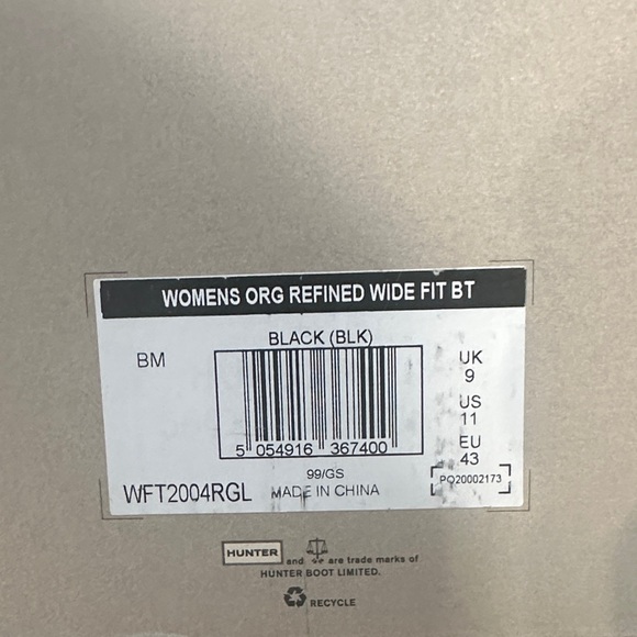 Hunter Black Refined Wide Fit Rainboots 11 - Picture 6 of 6